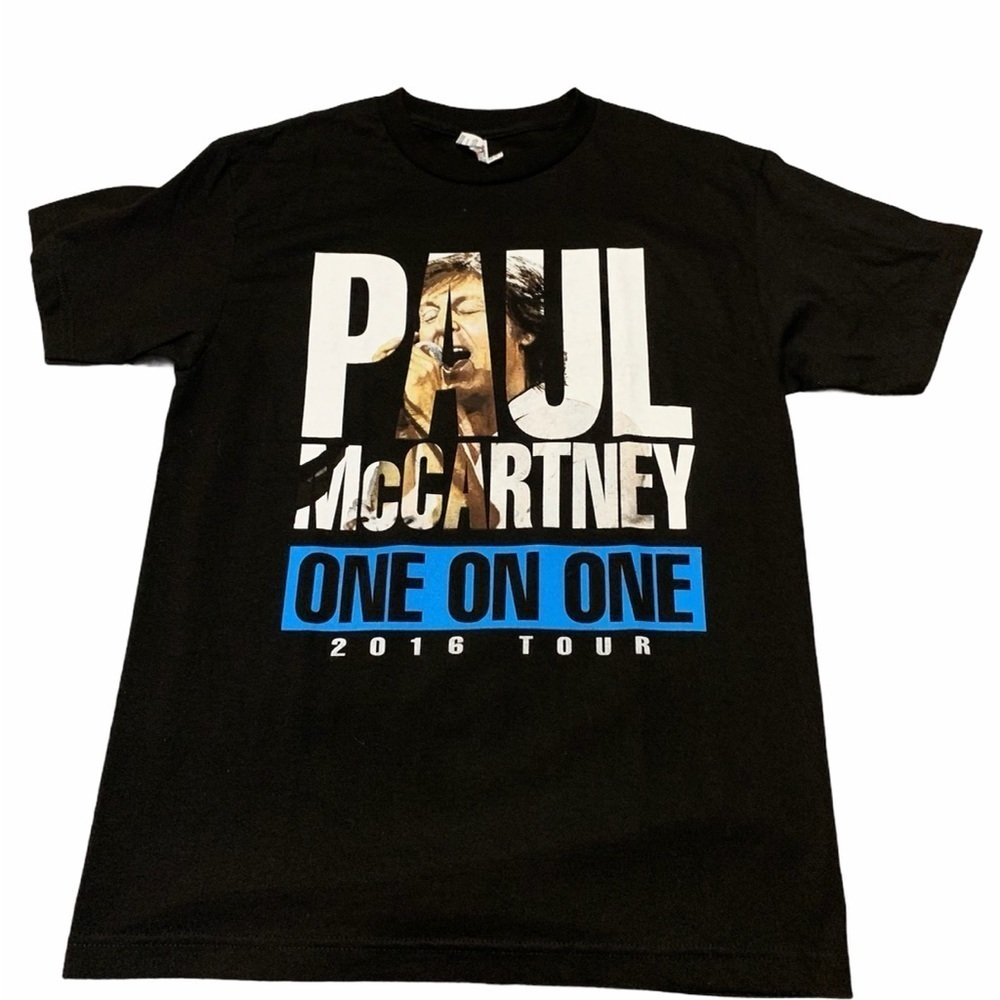 Paul McCartney One on One 2016 Tour Tee Size M NEW